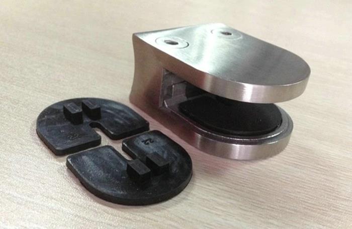 Stainless Steel 304 316 Wall Mounted Glass Clamp for Railing Stainless Steel 304 316 Wall Mounted Glass Clamp for Railing