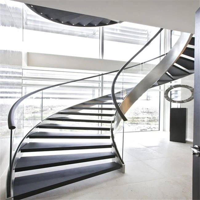 Curved Glass Staircase Railing