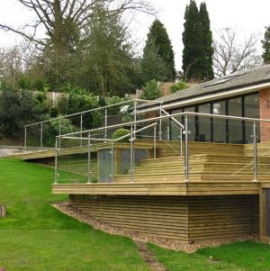 Outdoor Glass Railing
